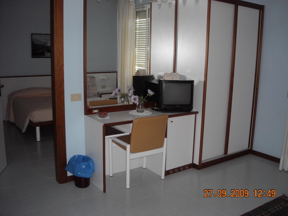 Liliana Hotel