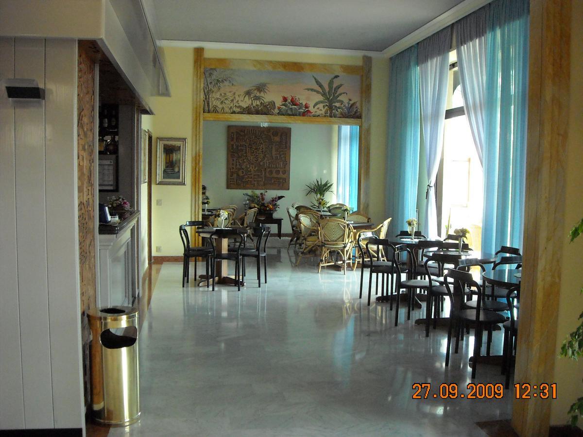 Liliana Hotel 3*