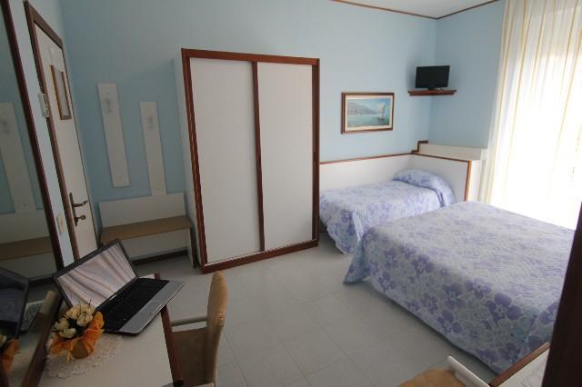 Liliana Hotel