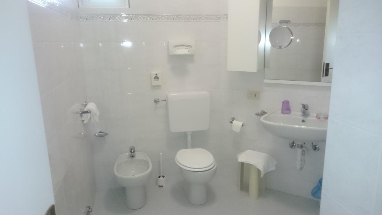 Liliana Hotel 3*